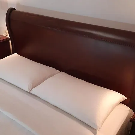 Bella Hotell